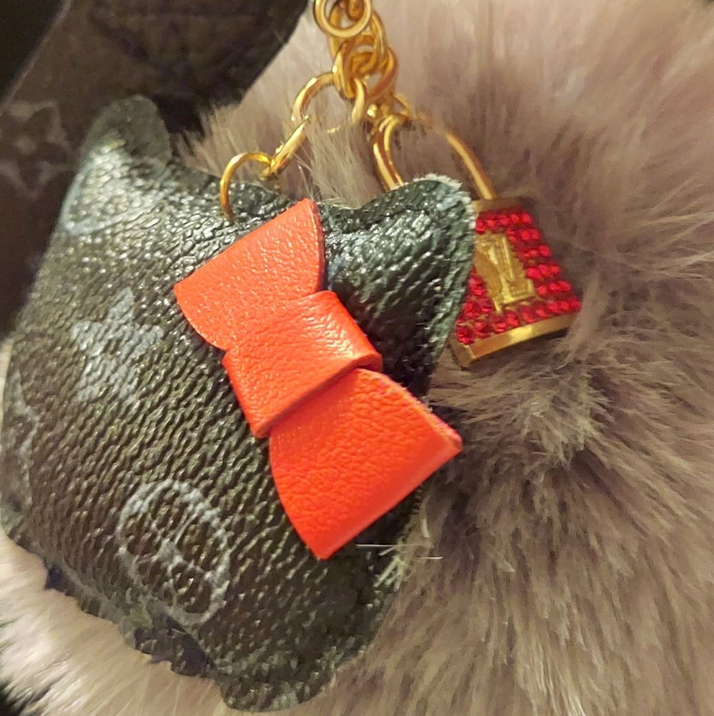 Upcycled LV Gray Pom Pom Fur Rhinestone Lock Kitty Cat Keychain Bag Charm - Picture 2 of 2